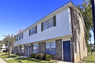 Patriot's Place Townhomes in Goose Creek, SC - Building Photo