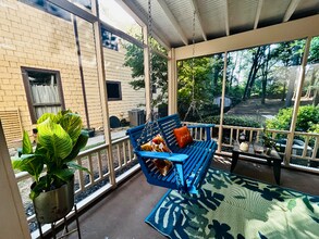 1071 Standard Dr NE in Atlanta, GA - Building Photo - Building Photo