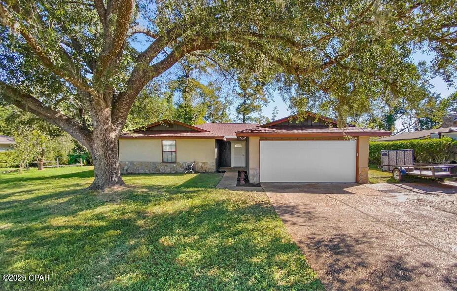 4312 Brook Forest Dr in Panama City, FL - Building Photo