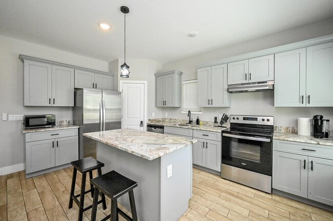 property at 5007 Briscoe St