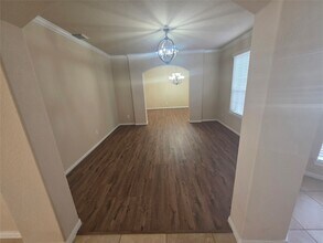 2520 Garnetfield Ln in Friendswood, TX - Foto de edificio - Building Photo