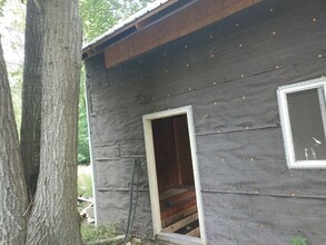1362 Iron Dr in Bismarck, MO - Building Photo - Building Photo