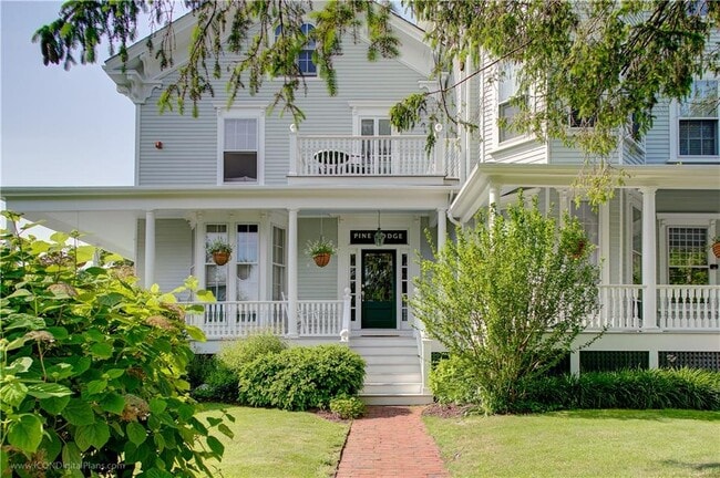 property at 32 Catherine St