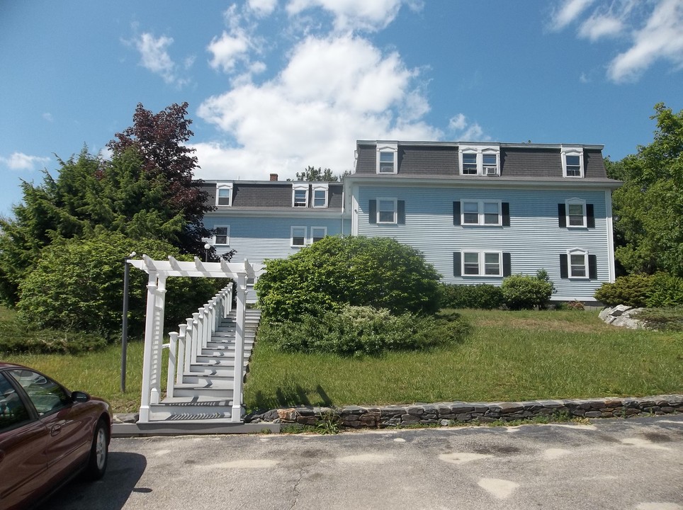 Burnham Hill Apartments in Portland, ME - Foto de edificio