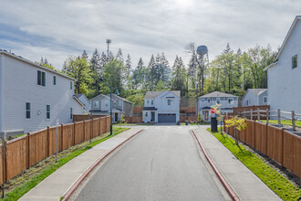 North Creek in Gig Harbor, WA - Building Photo - Building Photo