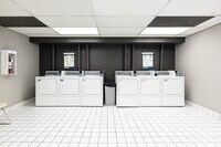 2500 Boul Cavendish - 10