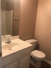 130 2A James Rd in High Point, NC - Foto de edificio - Building Photo