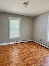273 Belmont St, Unit 2 in Manchester, NH - Foto de edificio - Building Photo