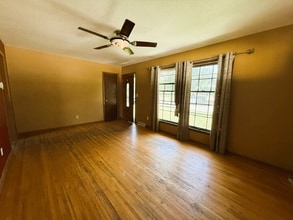 2522 S Exchange Pl in Wichita, KS - Building Photo - Building Photo