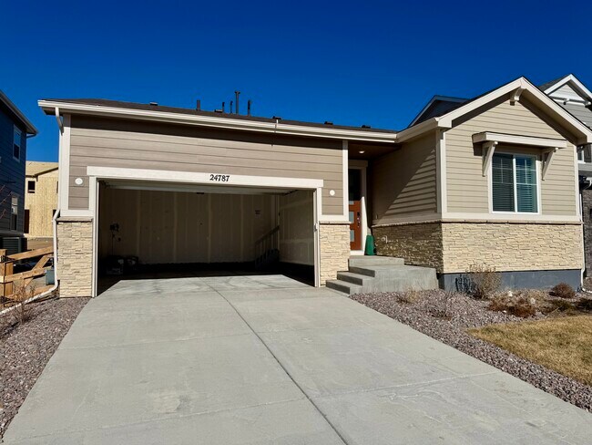 24787 E 40th Ave in Aurora, CO - Building Photo - Building Photo