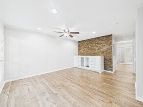 5333 Richmond Ave. in Houston, TX - Building Photo - Building Photo