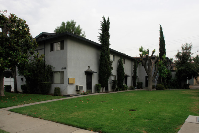 1034 W G St in Ontario, CA - Foto de edificio - Building Photo