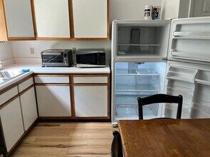 411 Laurence Ln in Blacksburg, VA - Foto de edificio - Building Photo