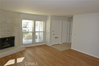 910 Liard Pl in Costa Mesa, CA - Building Photo - Building Photo