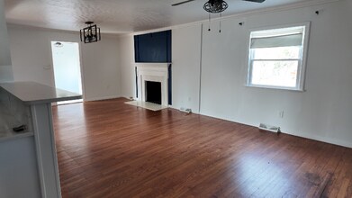 1757 Lafayette Dr in Hampton, VA - Building Photo - Building Photo