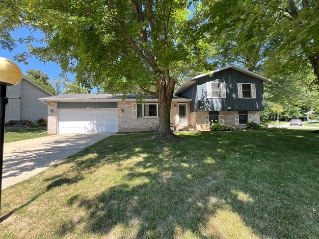 property at 852 Burr Oak Dr
