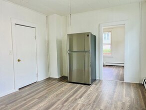 11 Putnam St in Meriden, CT - Building Photo - Building Photo