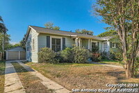 320 Harmon Dr in San Antonio, TX - Foto de edificio - Building Photo