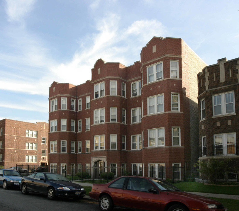 8201 S Marshfield Ave in Chicago, IL - Foto de edificio