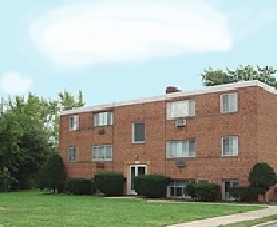 13065 Puritas Apartments