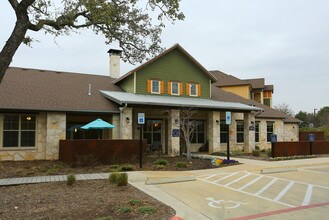 The Rowan at Southwest Austin in Austin, TX - Foto de edificio - Building Photo