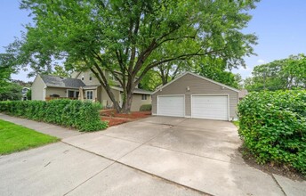 1748 Sheridan Ave in St. Paul, MN - Foto de edificio - Building Photo