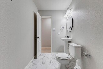 11251 Wild Goose Dr in Tomball, TX - Building Photo - Building Photo