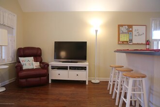 88 Webb Ave in Ocean Grove, NJ - Building Photo - Building Photo