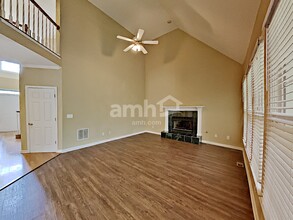 1555 Brentwood Dr in Marietta, GA - Building Photo - Building Photo