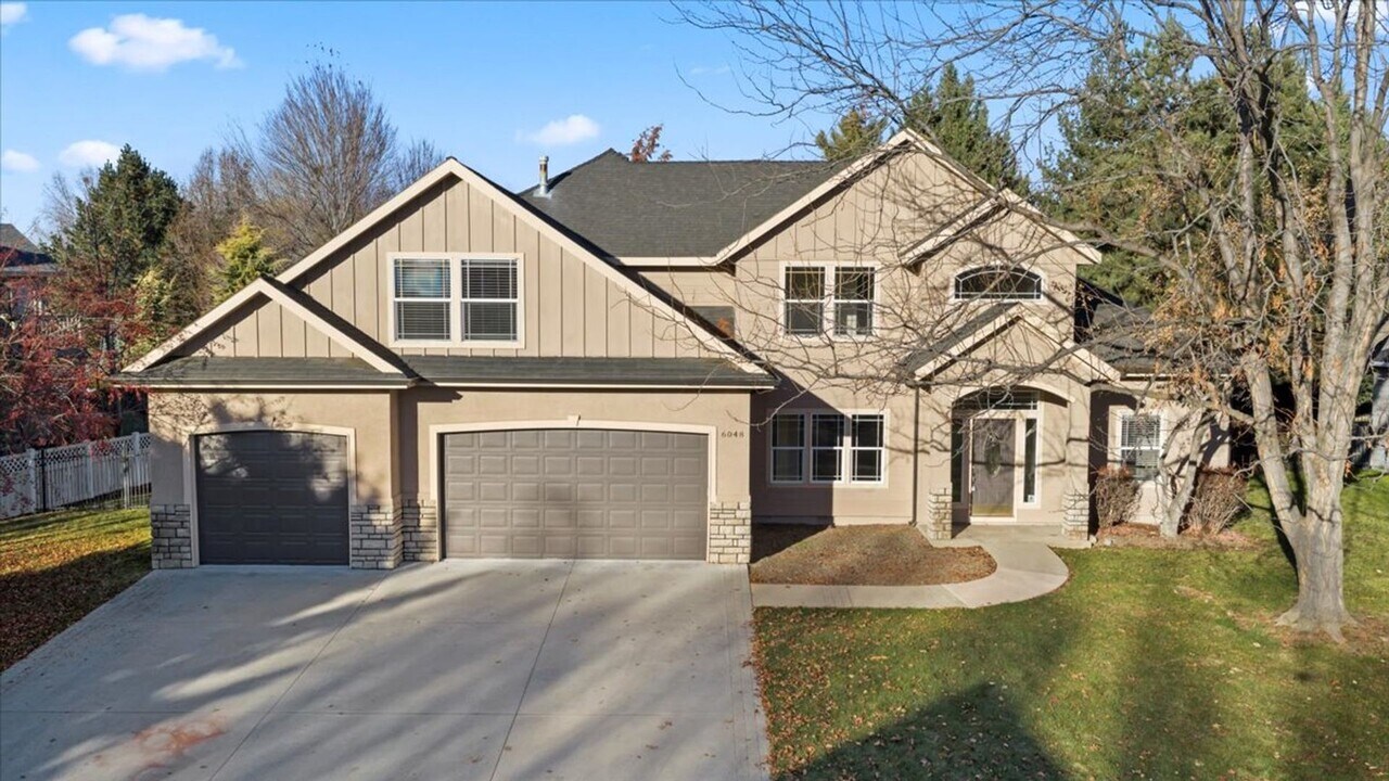 6048 N Harbor Town Pl in Boise, ID - Building Photo