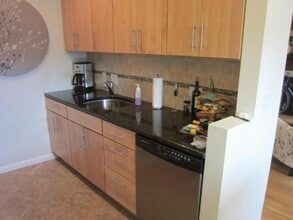 43 Worcester St, Unit 5 in Boston, MA - Building Photo - Building Photo