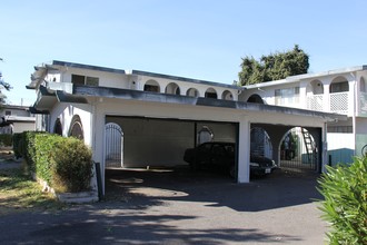 Modesto Palms in Modesto, CA - Building Photo - Building Photo