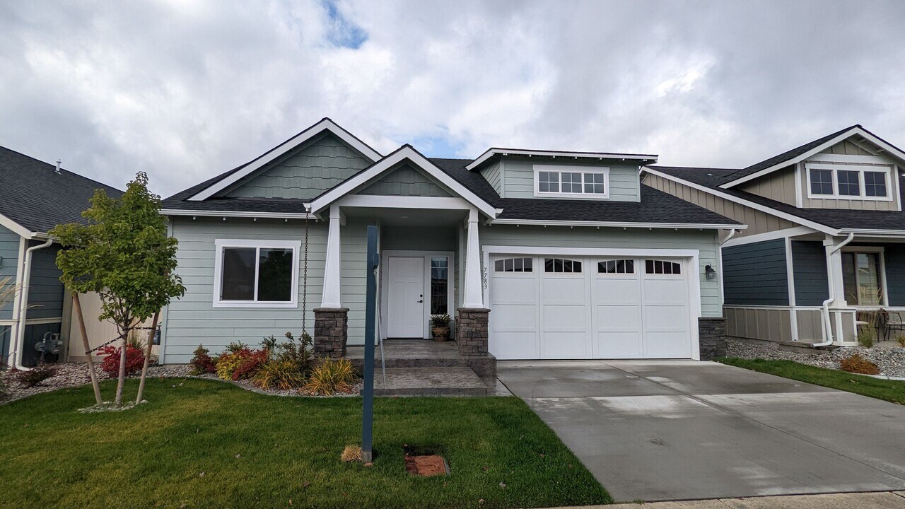 7783 N Hydrangea St in Coeur d'Alene, ID - Building Photo
