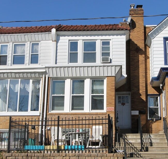 624 Wendover St in Philadelphia, PA - Building Photo - Building Photo