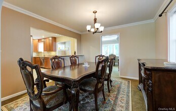 74 Mulberry Ave in Garden City, NY - Building Photo - Building Photo