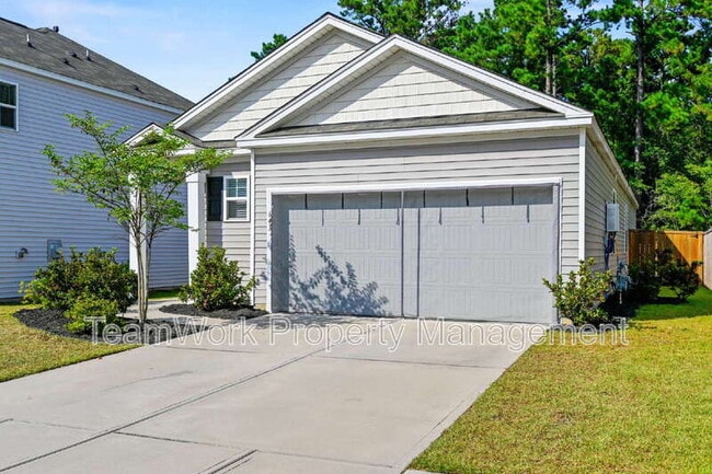 643 Silver Spruce St in Summerville, SC - Building Photo - Building Photo