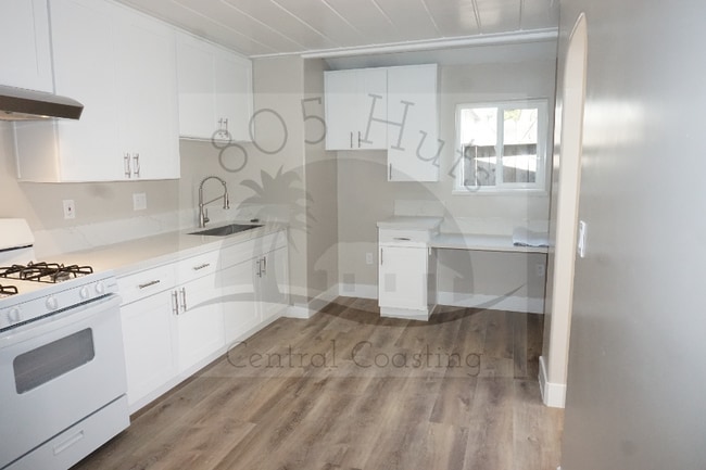 property at 327 W Tunnell St