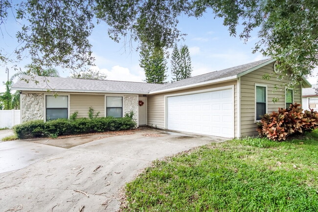 property at 948 Highland Ave NW