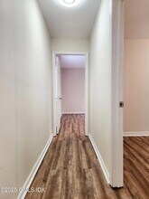 30 Woodland Dr, Unit 1st fl in Greenwich, CT - Building Photo - Building Photo