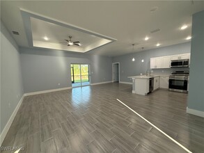 152 Oxbow Beckley Ave in Lehigh Acres, FL - Foto de edificio - Building Photo
