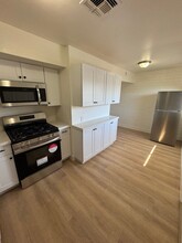 1815 E Virginia Ave in Phoenix, AZ - Foto de edificio - Building Photo