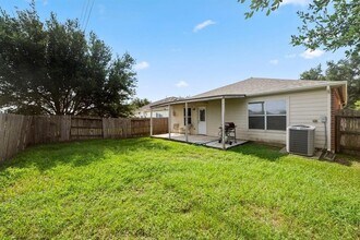 20022 Juniper Berry Dr in Richmond, TX - Foto de edificio - Building Photo