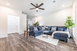 106 Leisure Pointe Rd in Warner Robins, GA - Building Photo - Building Photo