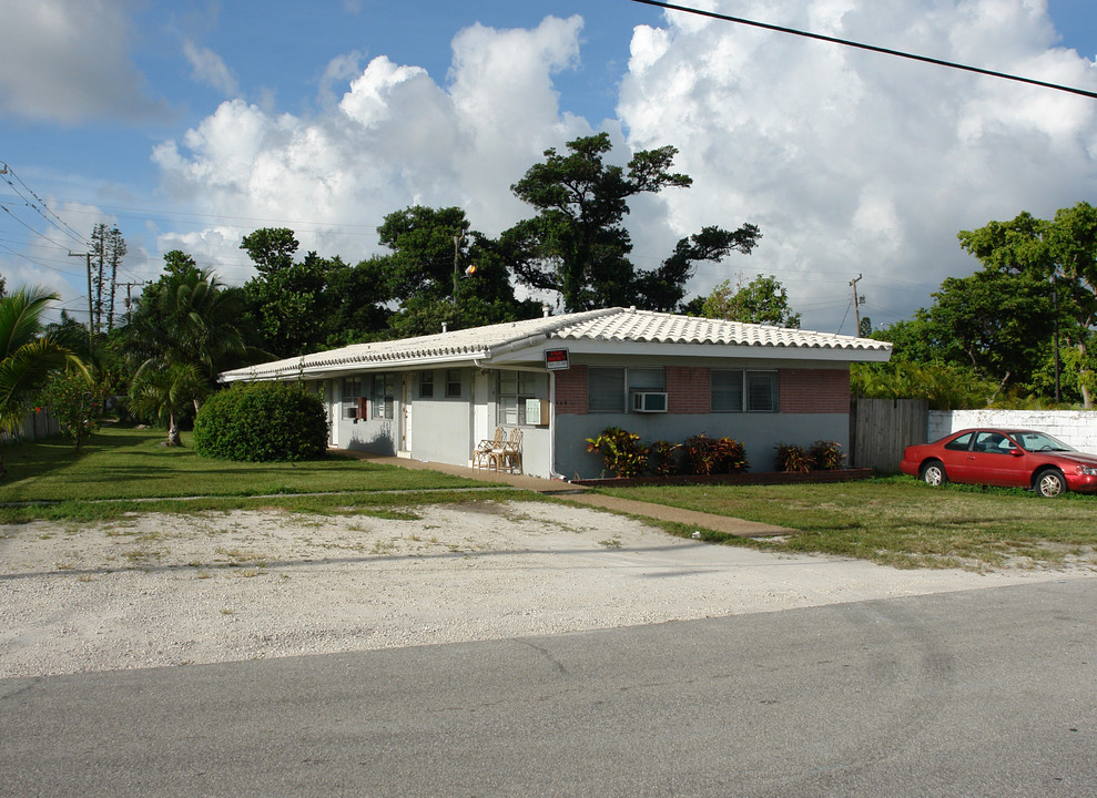 704 SE 21st St in Fort Lauderdale, FL - Building Photo