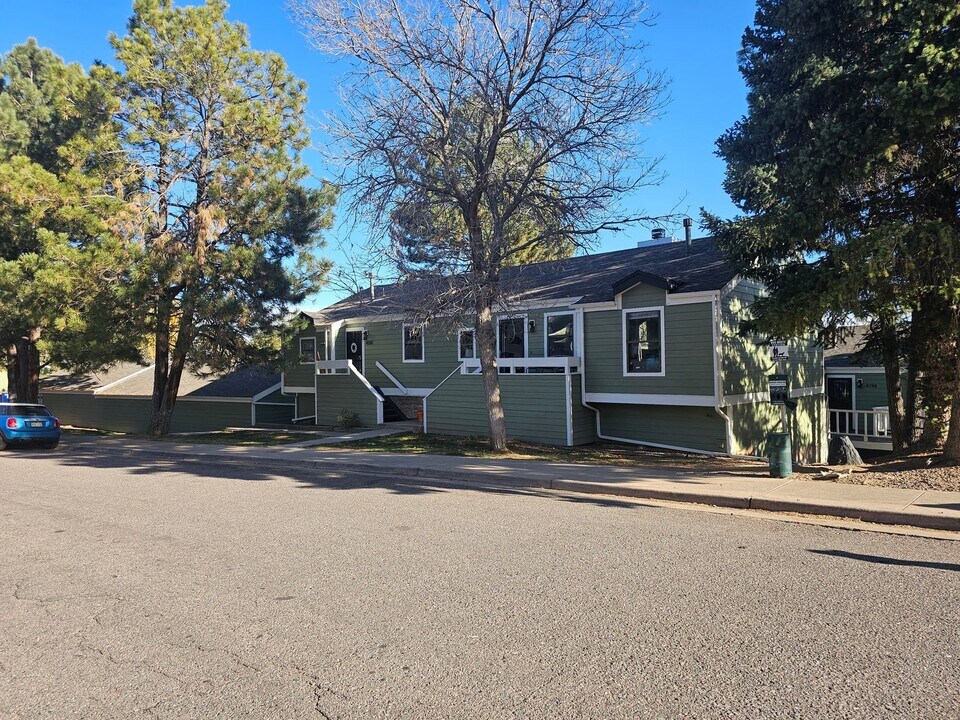 4204 S Richfield Way in Aurora, CO - Building Photo