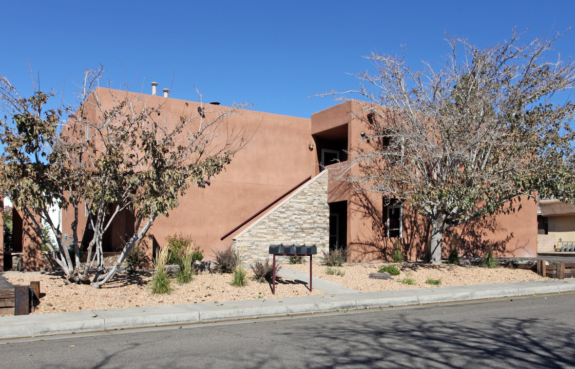 12201 Haines Ave NE in Albuquerque, NM - Building Photo