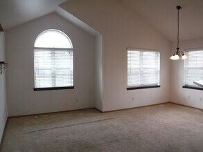 732A Skyla Ct in Missoula, MT - Building Photo - Building Photo