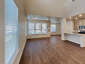 2709 Wolfcreek in New Braunfels, TX - Foto de edificio - Building Photo