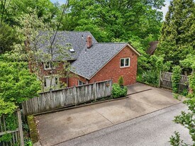 1017 Lancaster Ave in Pittsburgh, PA - Building Photo