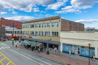 576-580 Massachusetts Ave in Cambridge, MA - Building Photo - Building Photo